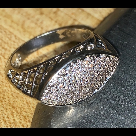 Cluster ring - Picture 4 of 8